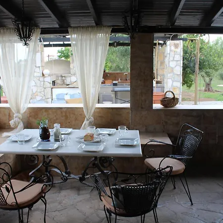 Country Stone * Paralia Dionisiou